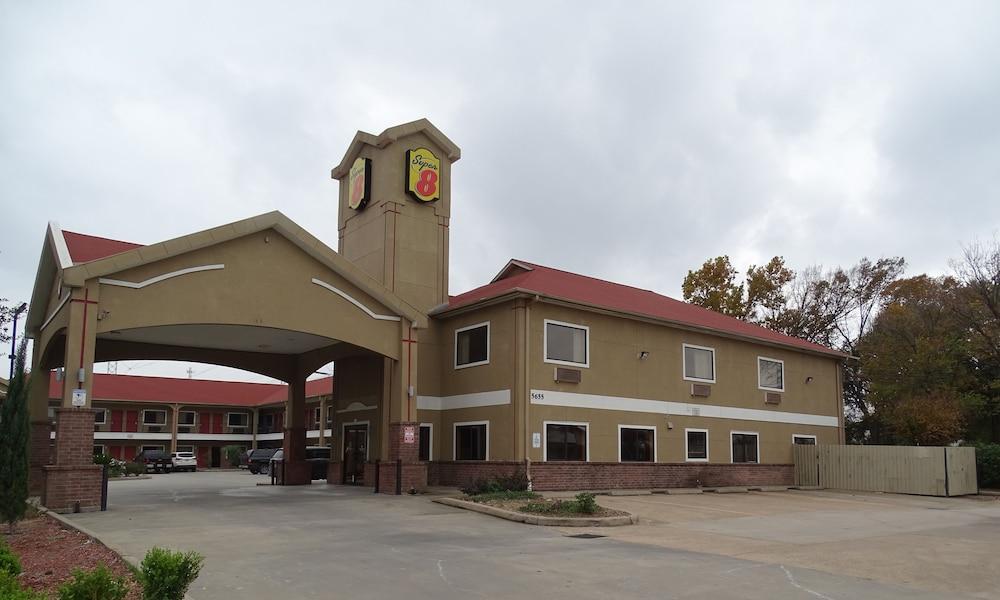 Super 8 By Wyndham Houston/Brookhollow Nw Zewnętrze zdjęcie